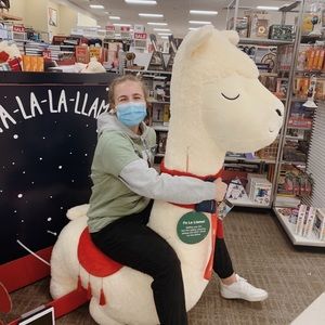 Meet your Posher, Kara